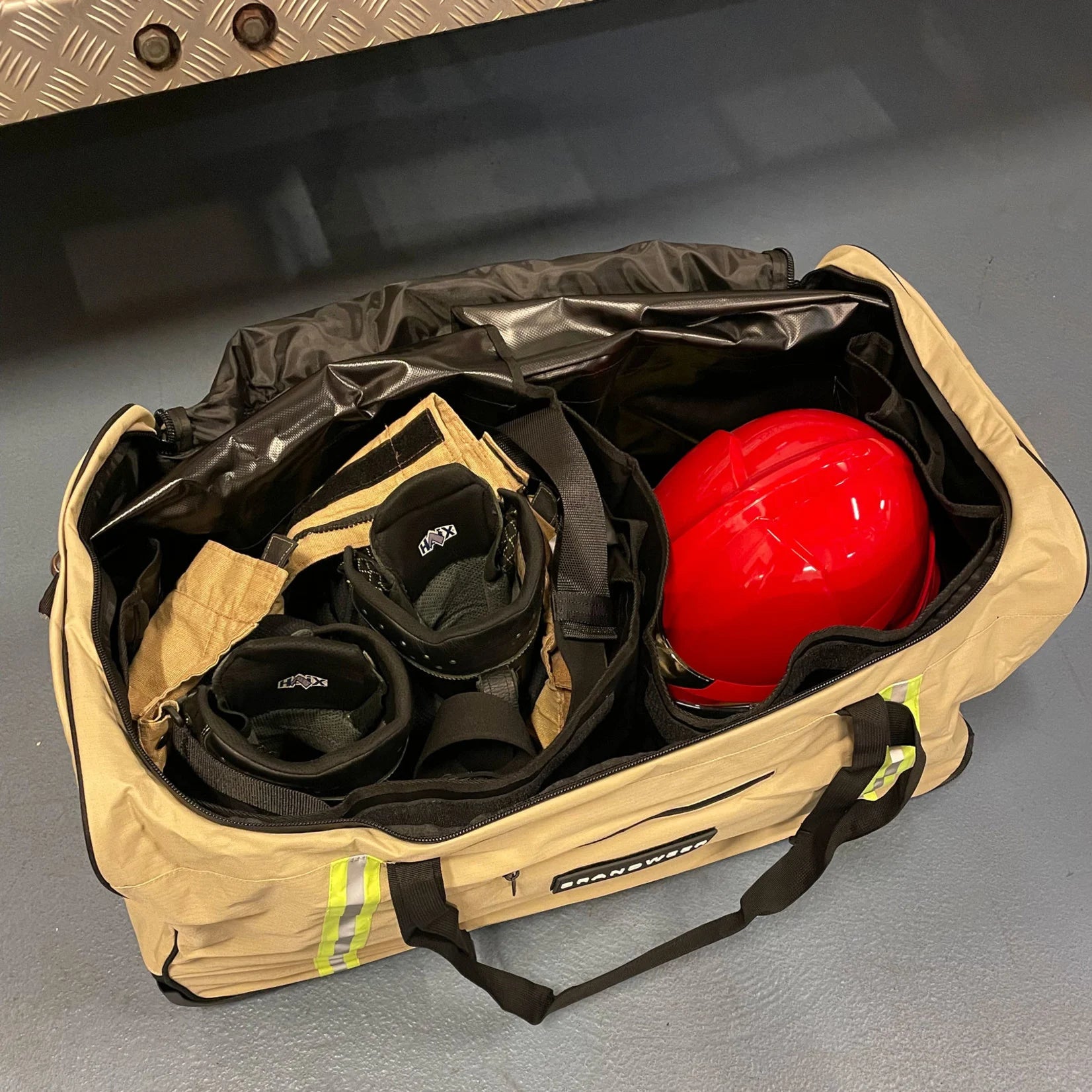 Turnout Gear Trolley Bag Beige